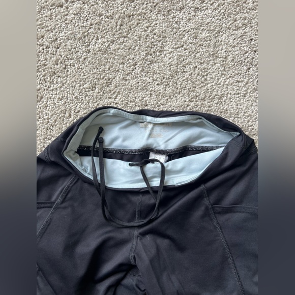 19. FOREVER 21 Activewear Pants - Picture 6 of 7